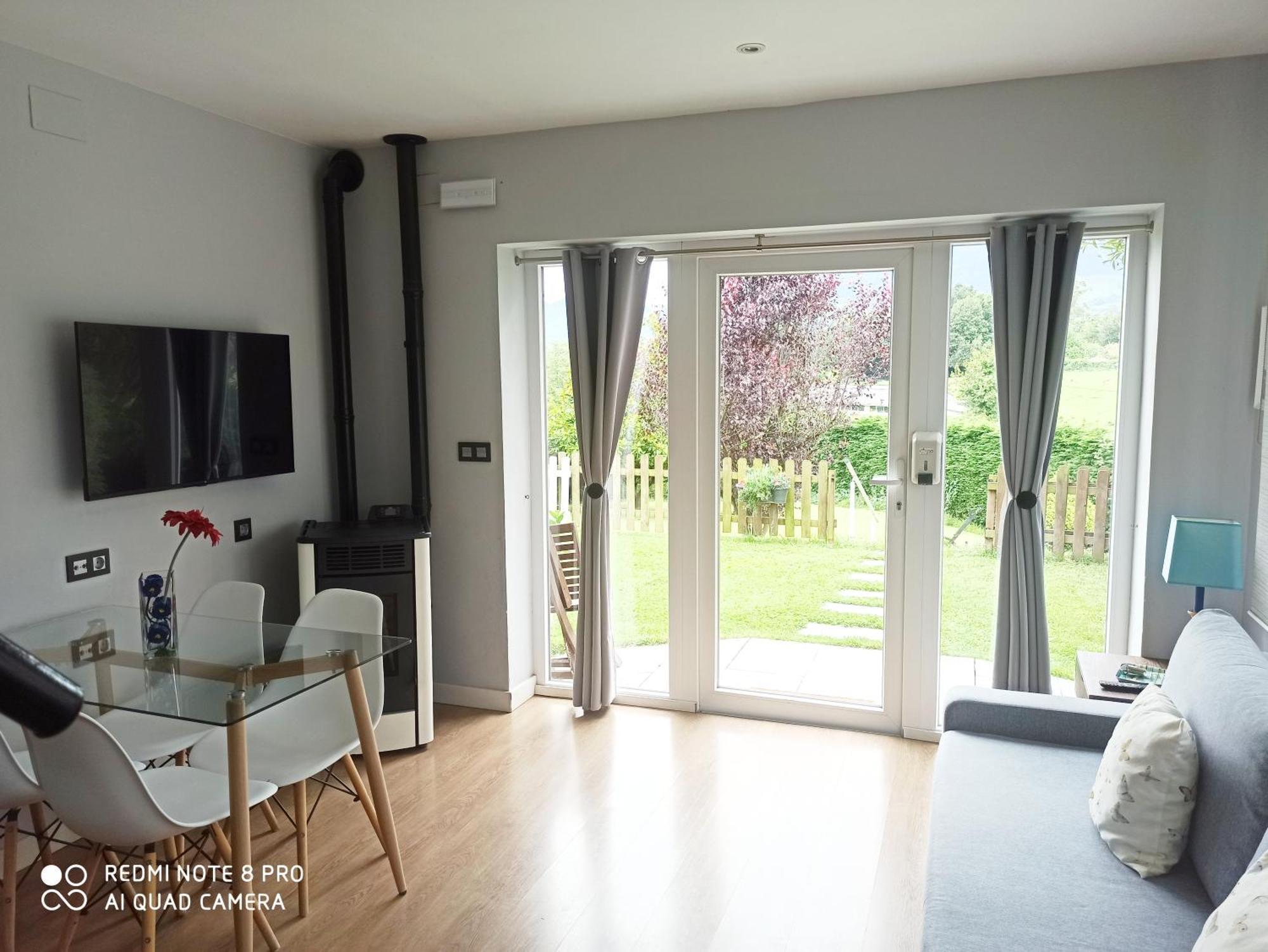 Apartamentos Puerta De Gijon Ngoại thất bức ảnh